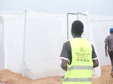 Sur le dos : agriculture, irrigation et aménagement